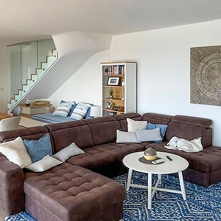 Amazing In Bregi With Sauna Hébergement de vacances *